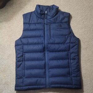 NEW The North Face Navy Insulated Puffer Vest 550 down